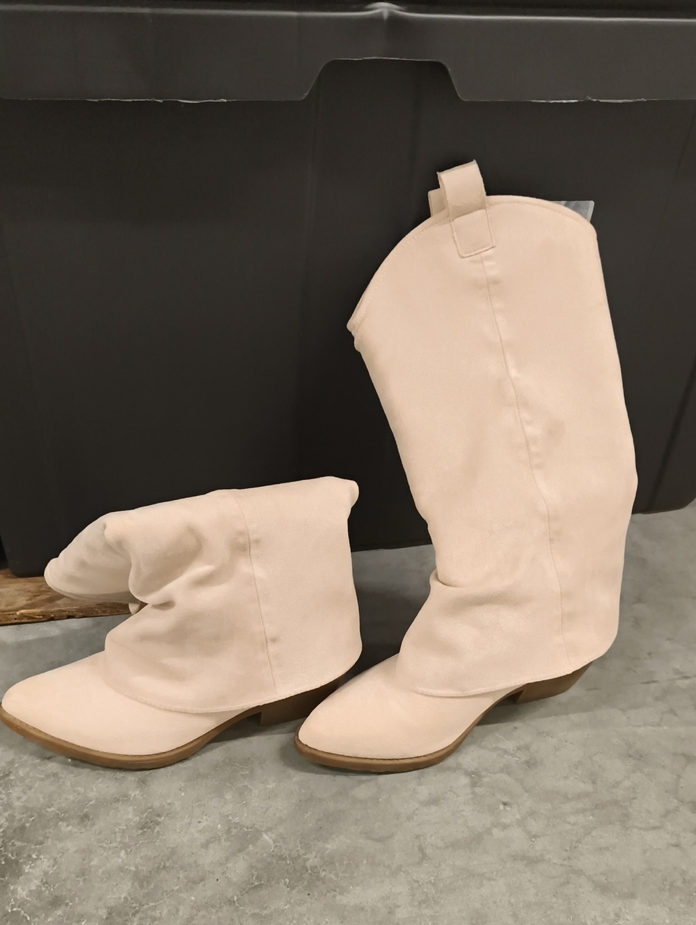 Women's Light Pink Slouchy Mid-Calf Boots